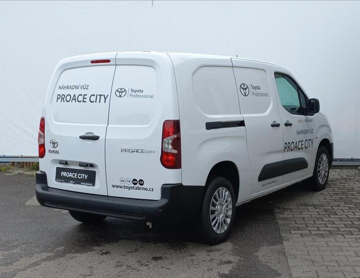 Toyota ProAce City 3