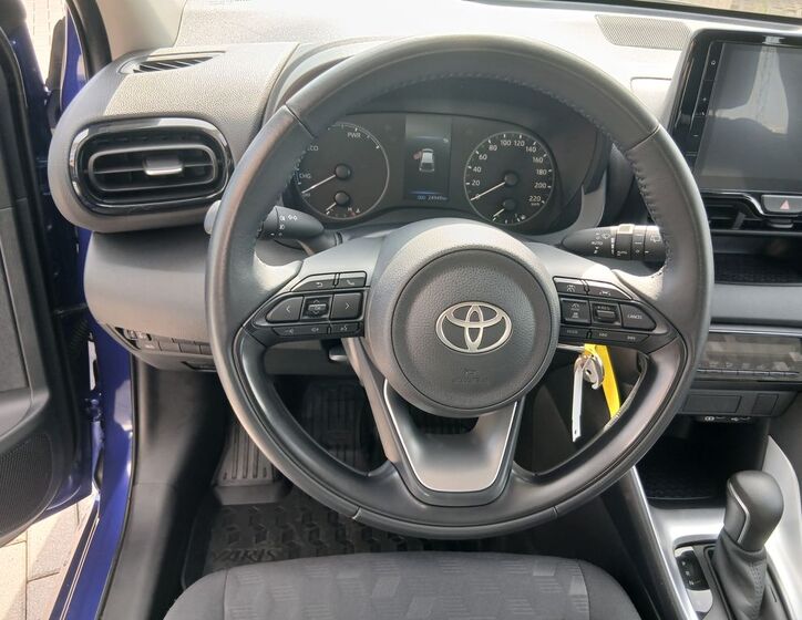 Toyota Yaris 18