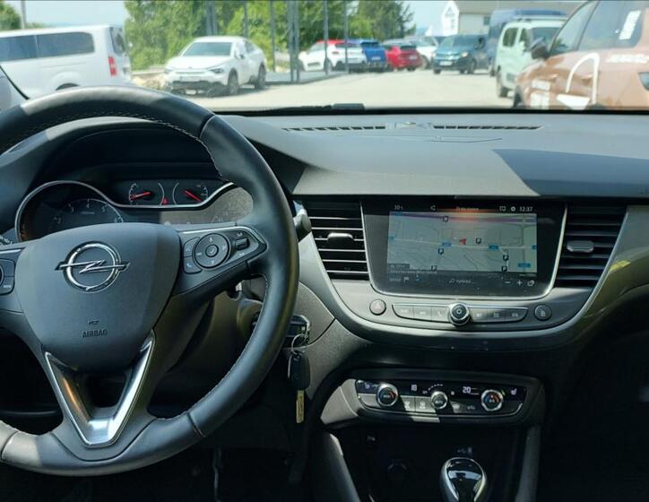 Opel Crossland 2