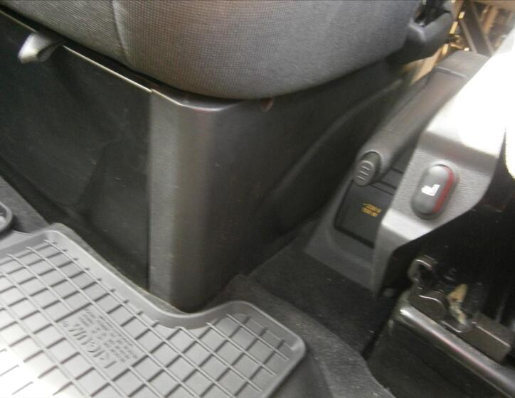 Ford Tourneo Custom 18