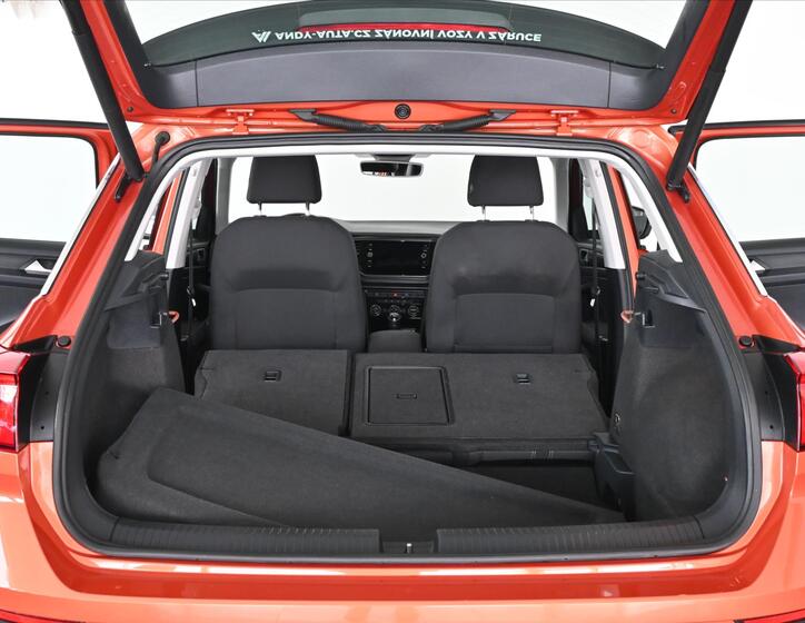 Volkswagen T-Roc 7