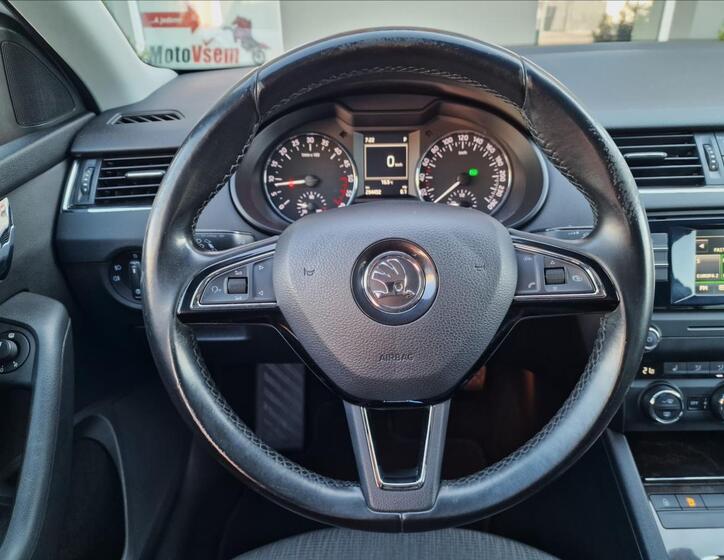 Škoda Octavia 21