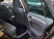 Volkswagen Golf 24