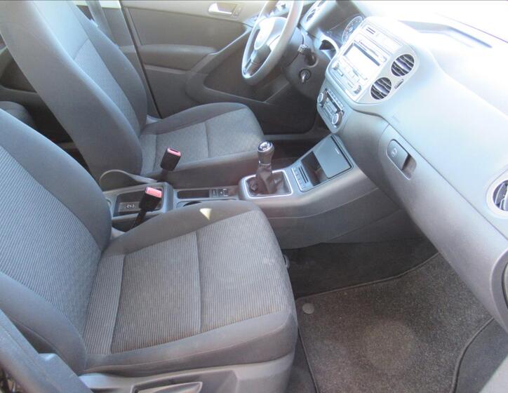 Volkswagen Tiguan 19