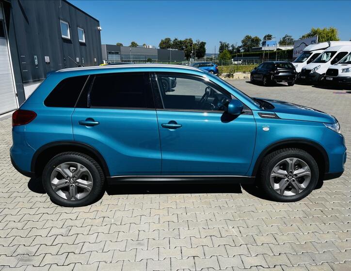 Suzuki Vitara 5
