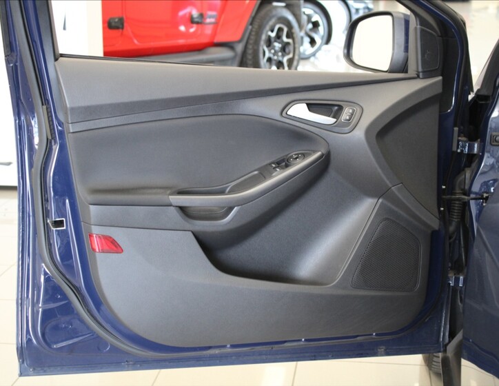 Ford Focus 14