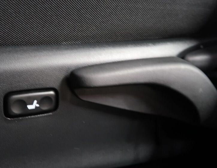 Toyota Auris 30