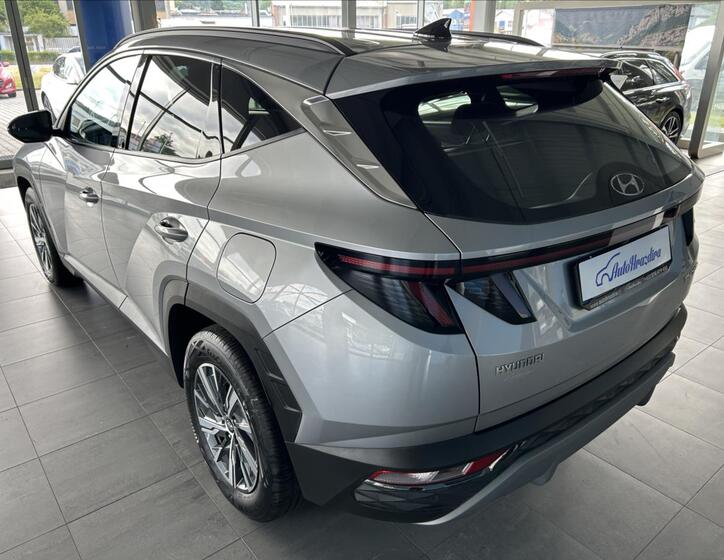Hyundai Tucson 4