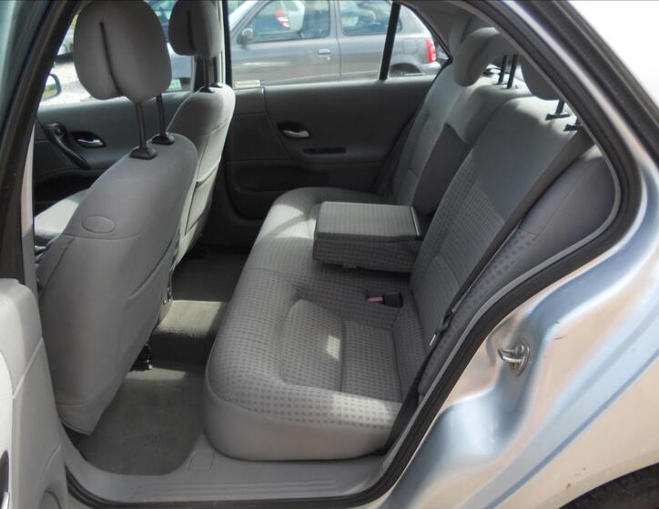 Renault Laguna 16