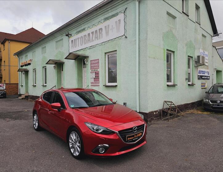 Mazda 3 1