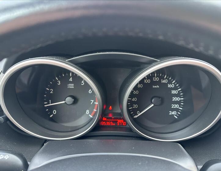 Mazda 5 15
