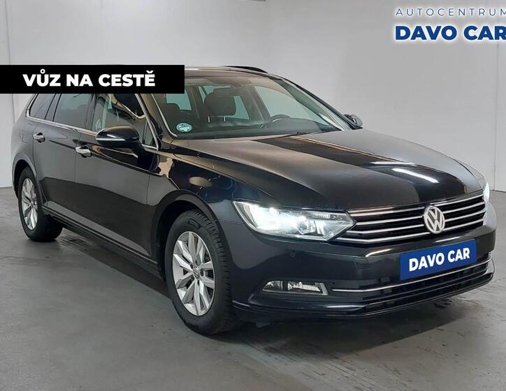 Volkswagen Passat 1