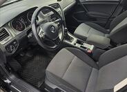 Volkswagen Golf 10