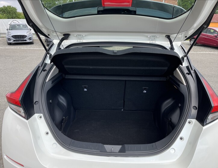 Nissan Leaf 34