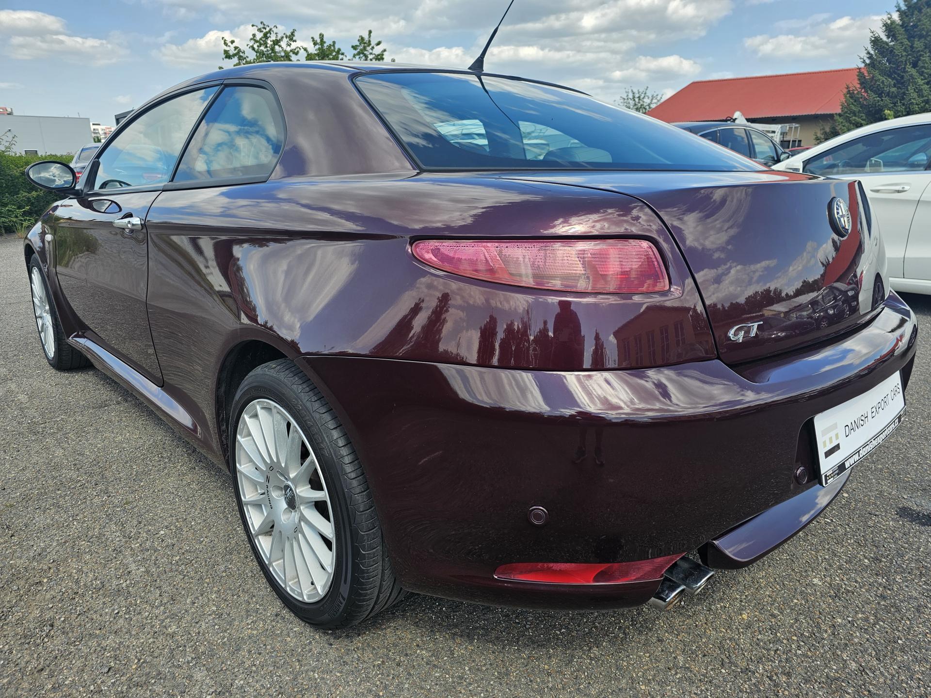 Alfa Romeo GT