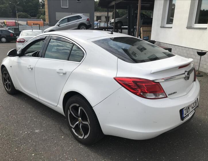 Opel Insignia 6