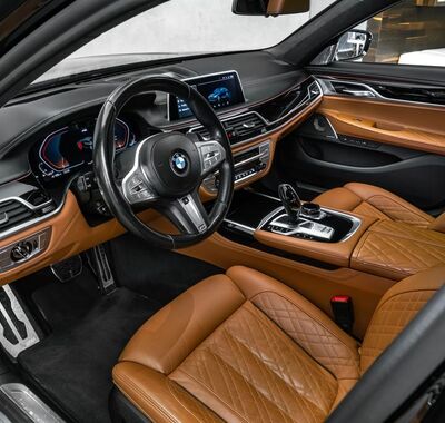 BMW Řada 7 11