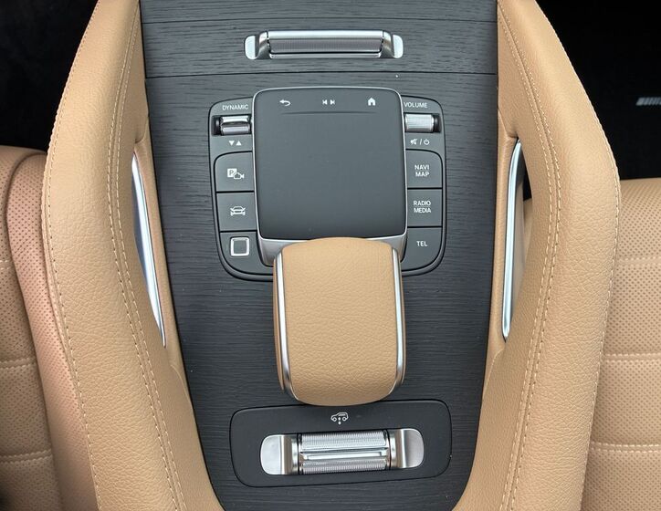 Mercedes-Benz GLS 29