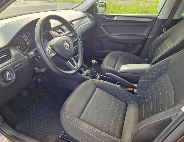 Škoda Rapid 7