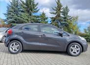 KIA Rio 11