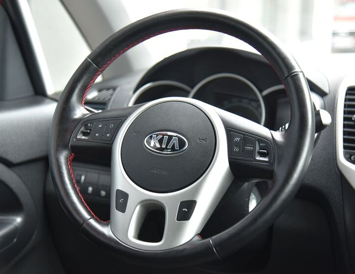 KIA Venga 24