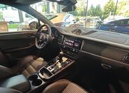 Porsche Macan 10