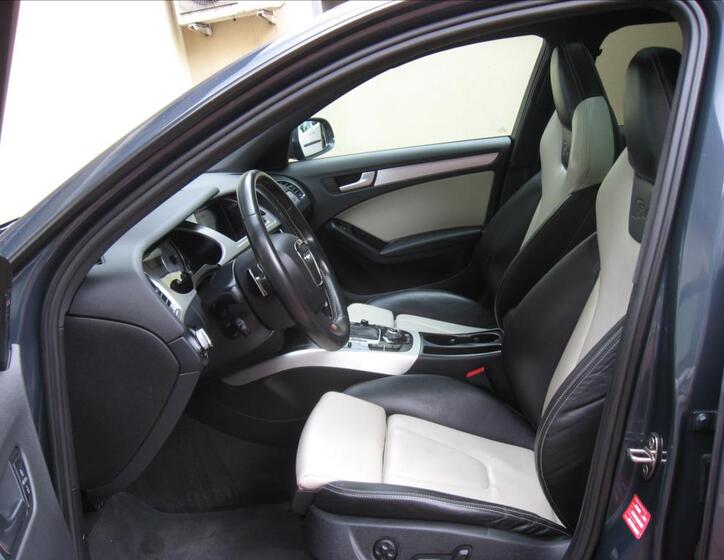 Audi S4 12