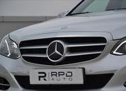Mercedes-Benz Třídy E 40