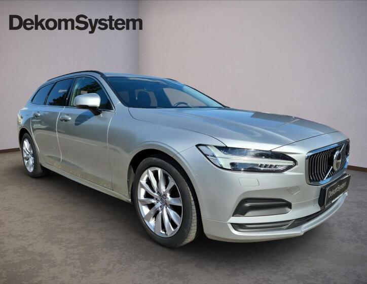 Volvo V90 2