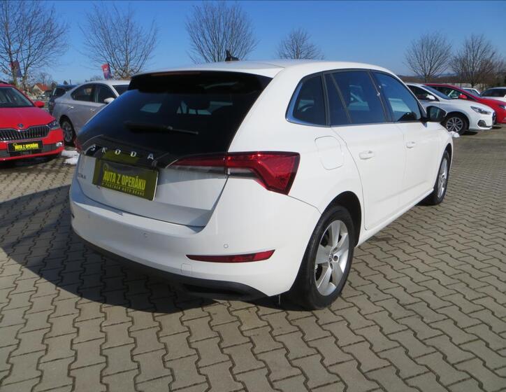 Škoda Scala 8