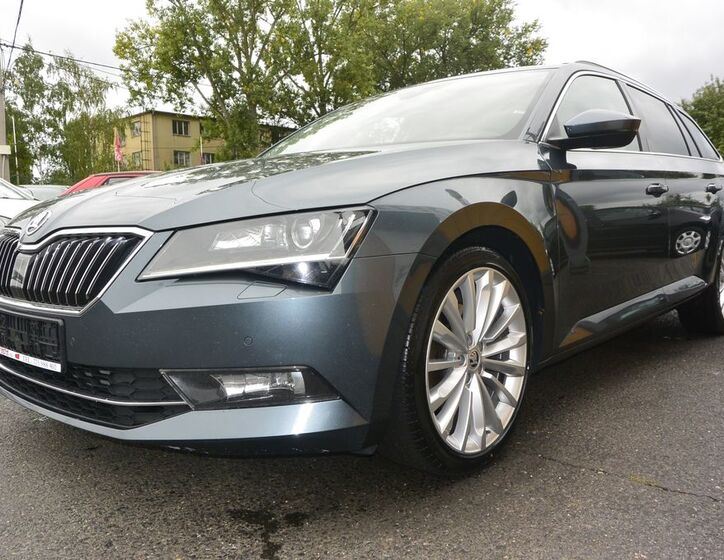 Škoda Superb 53