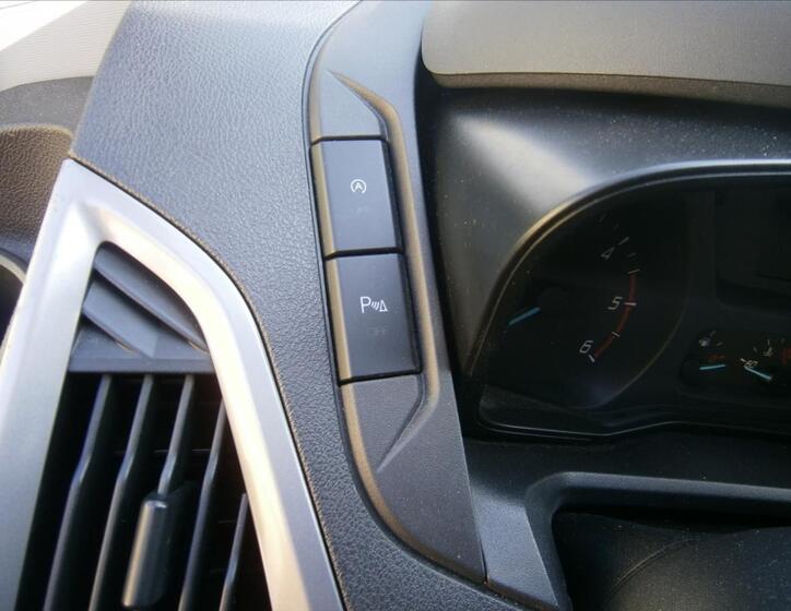 Ford Tourneo Custom 15