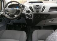 Ford Transit Custom 10