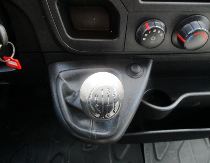 Renault Master 13