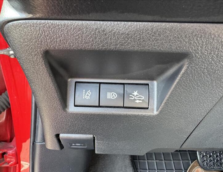 Toyota Yaris 7