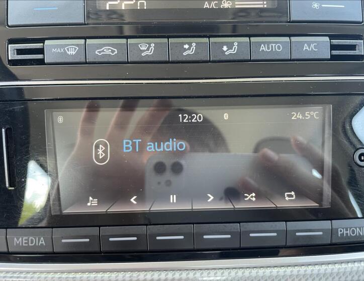 Volkswagen e-up! 22