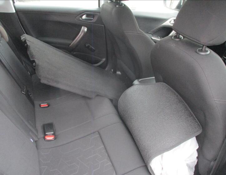 Peugeot 2008 14
