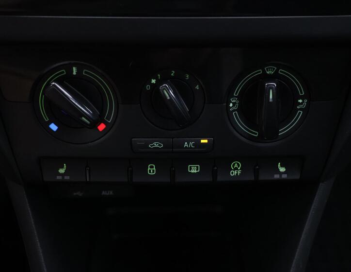 Škoda Rapid 24