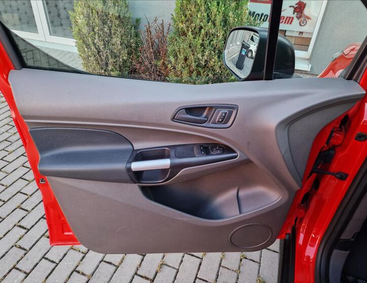 Ford Transit 33