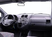 Mercedes-Benz Vito 77