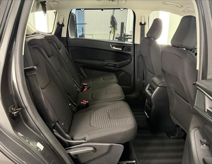 Ford S-MAX 13