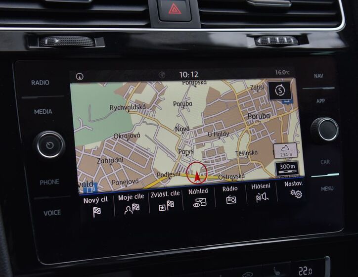 Volkswagen Golf 30