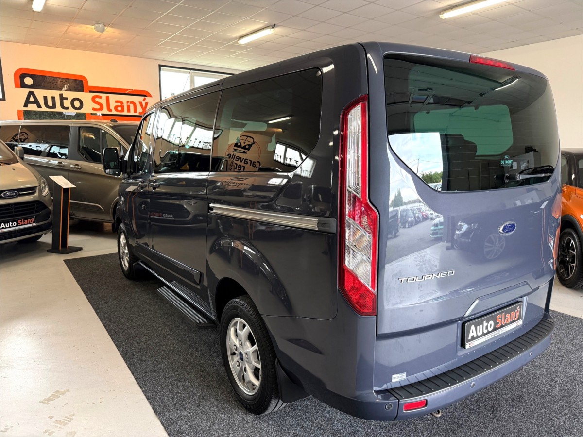 Ford Tourneo Custom