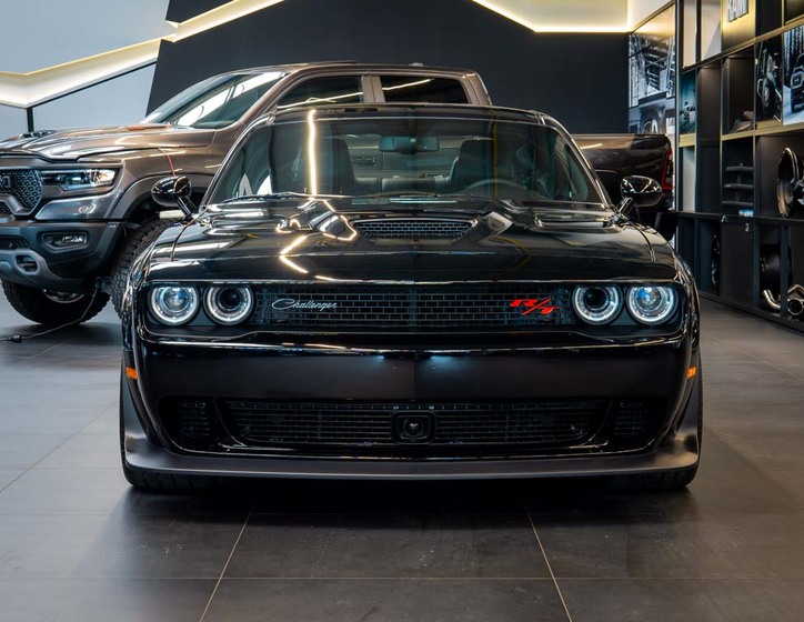 Dodge Challenger 10
