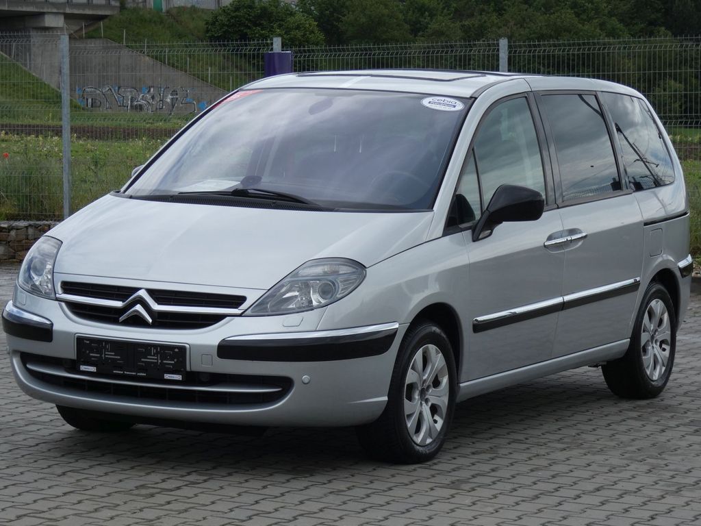 Citroën C8