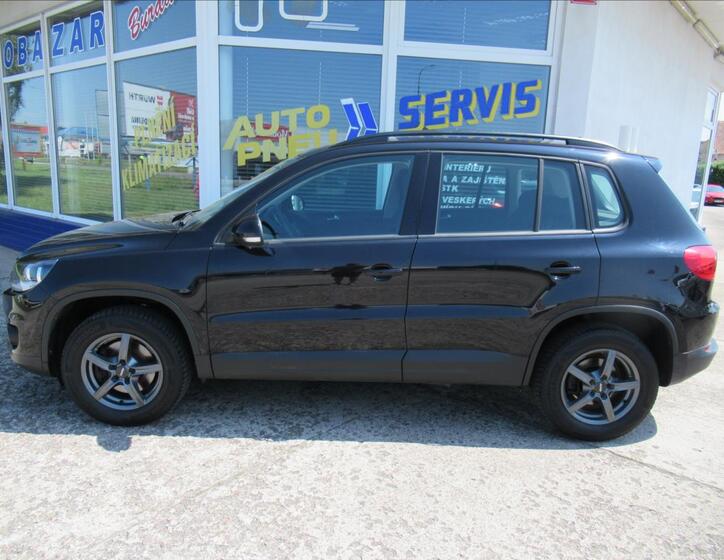 Volkswagen Tiguan 8
