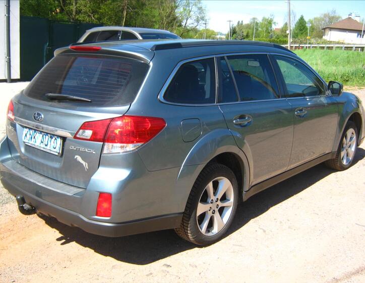 Subaru Legacy 6