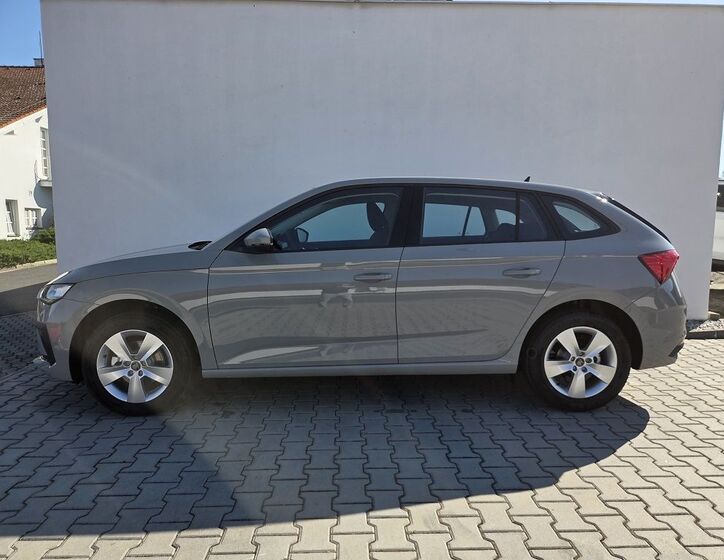 Škoda Scala 4