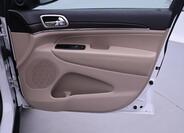 Jeep Grand Cherokee 13