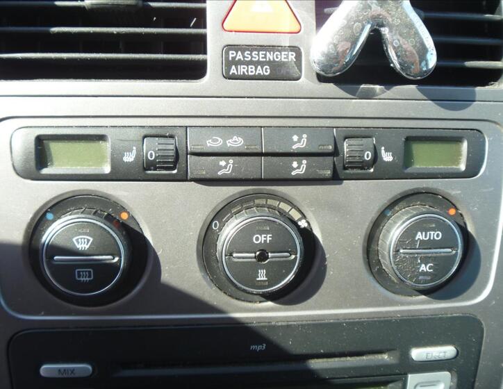 Volkswagen Touran 25